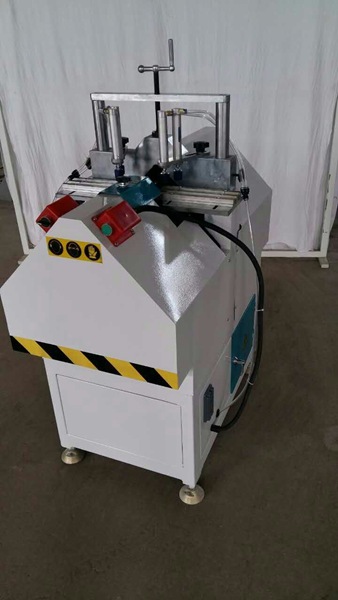 全套塑钢门窗机器价格